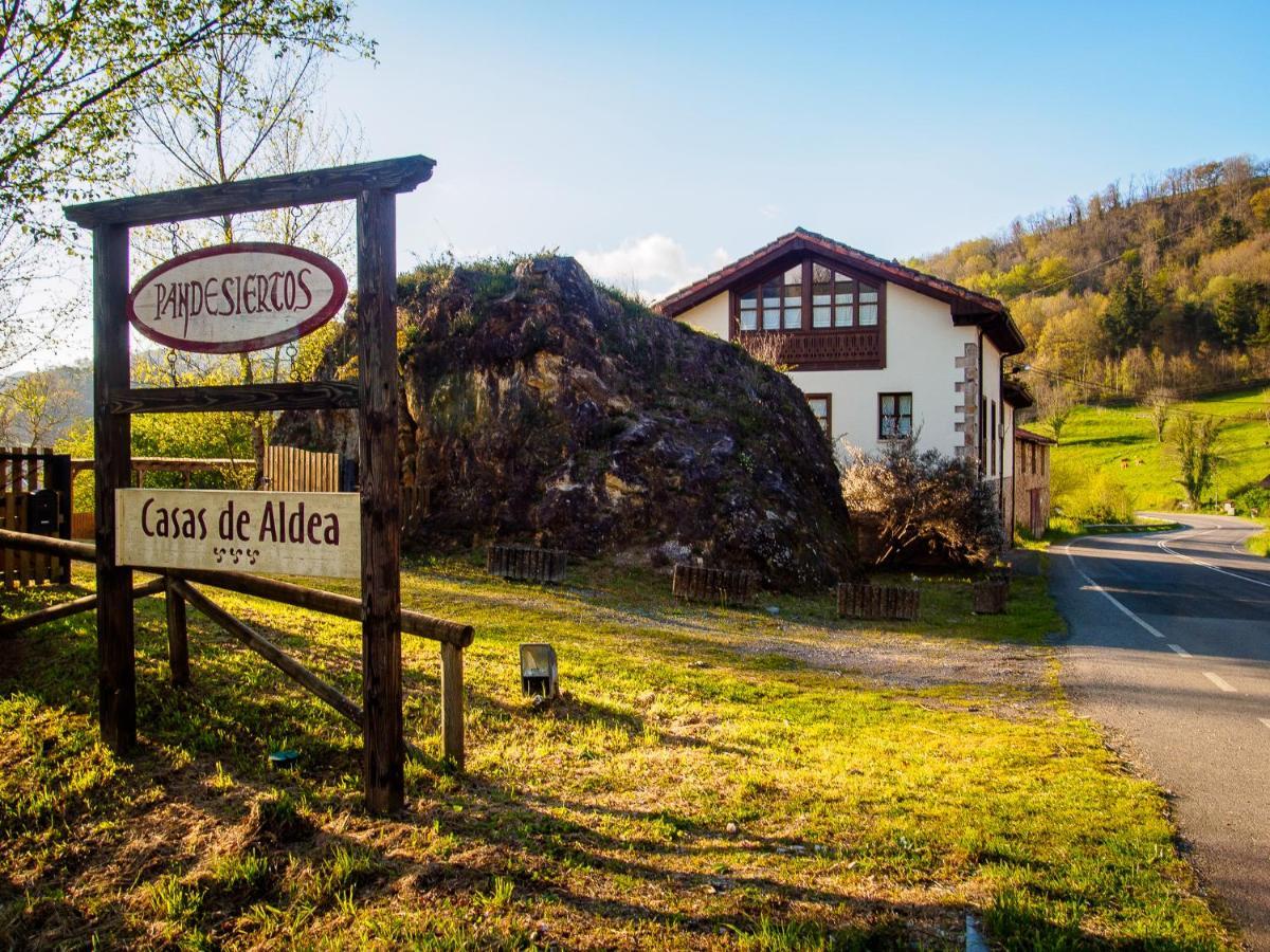 Casas Rurales Pandesiertos Onís Buitenkant foto