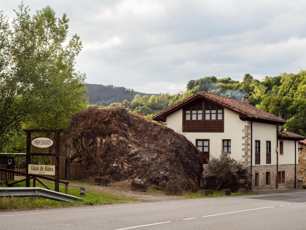 Casas Rurales Pandesiertos Onís Buitenkant foto